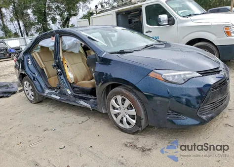 2017 Toyota Corolla L z USA, uszkodzony, nr VIN 5YFBURHE5HP679993